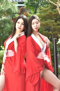 シースルーコンパニオン